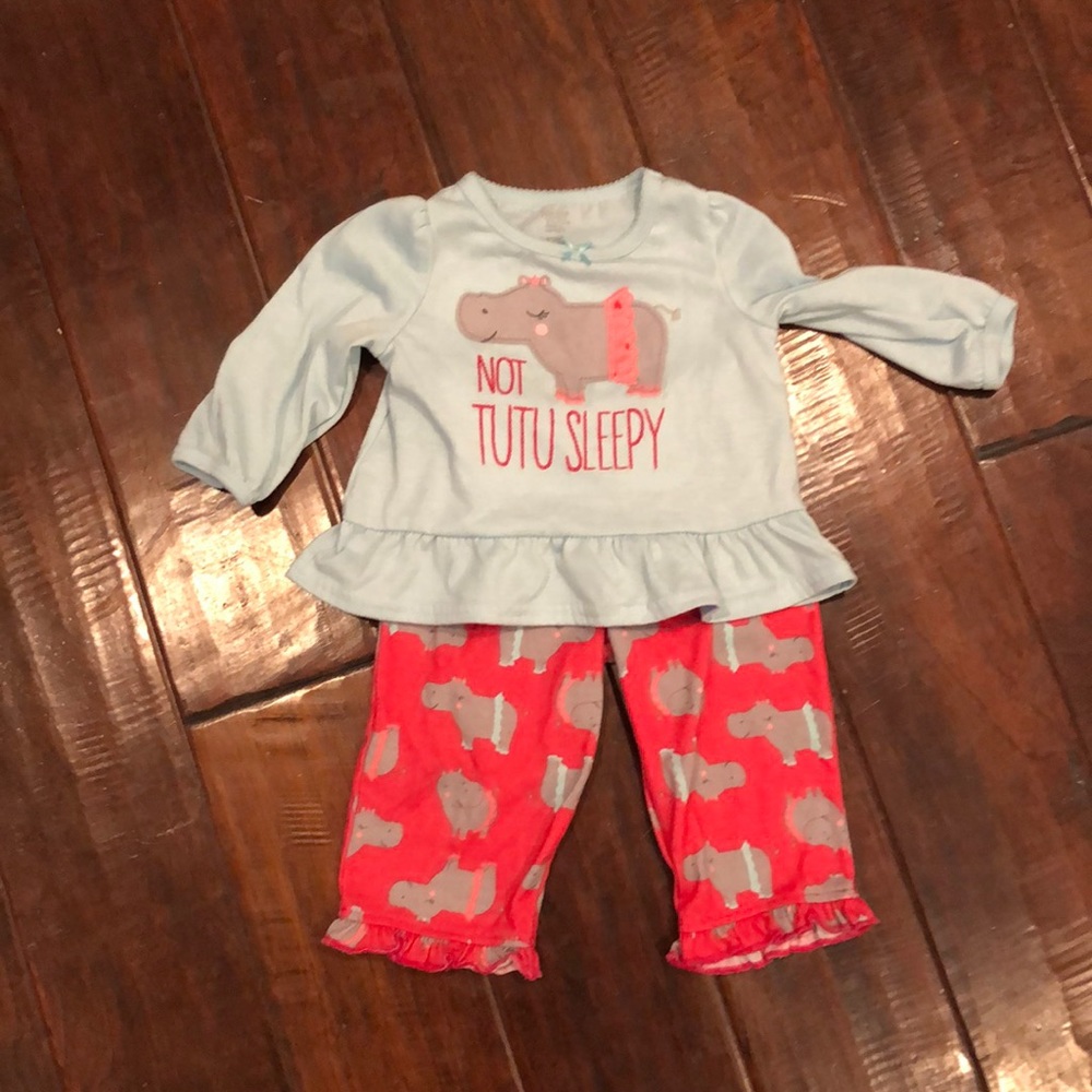 ** 6 for $25** Host Pick! Pajama Set